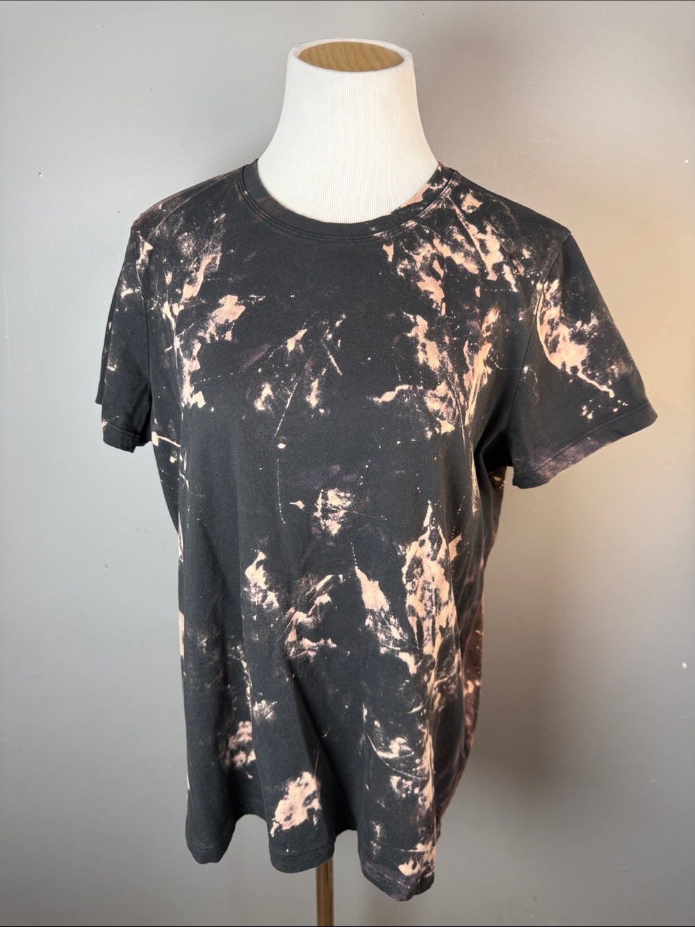 Women’s Black Tie-Dye Crewneck T-Shirt